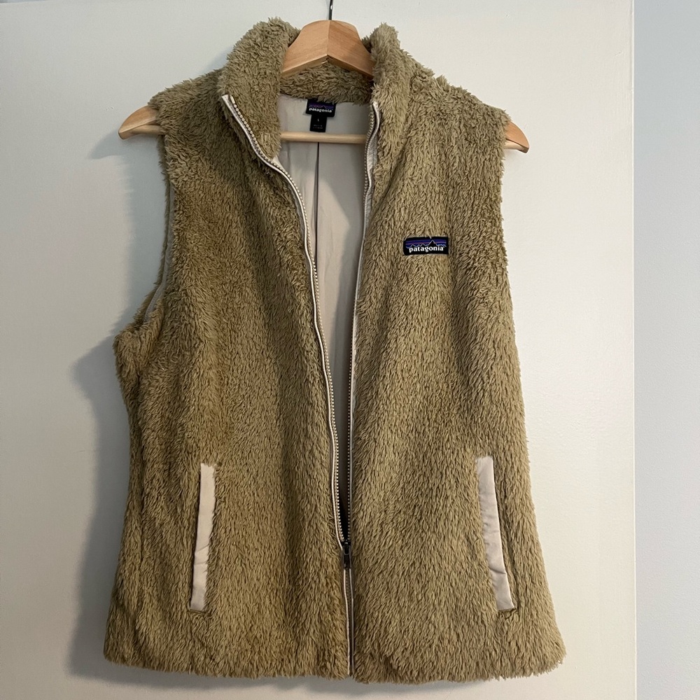 Patagonia Beige Fleece Jacket
